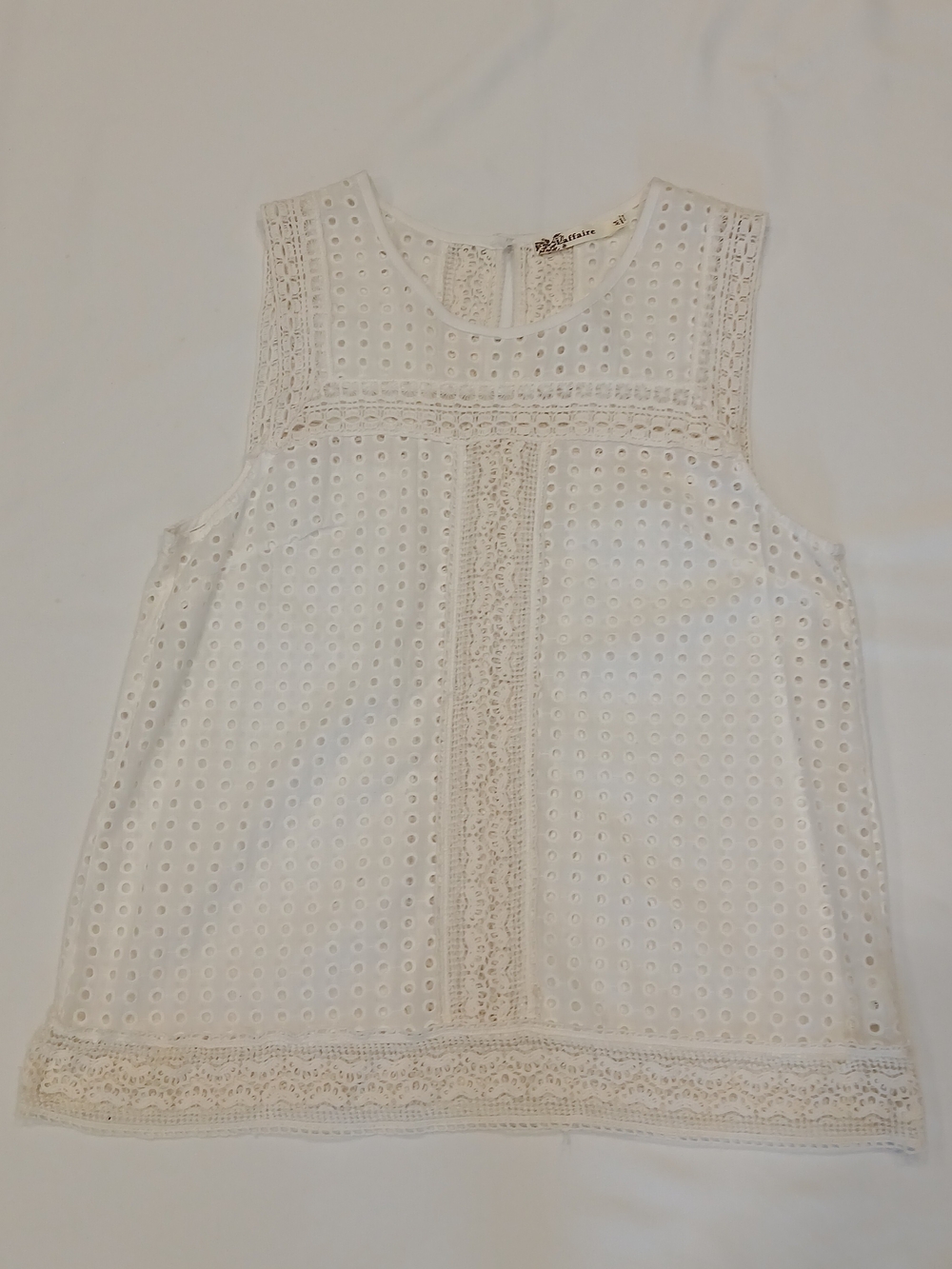 L'affaire Cutout Lacy Crochet White Sleeveless Top Women's M Boho Feminine